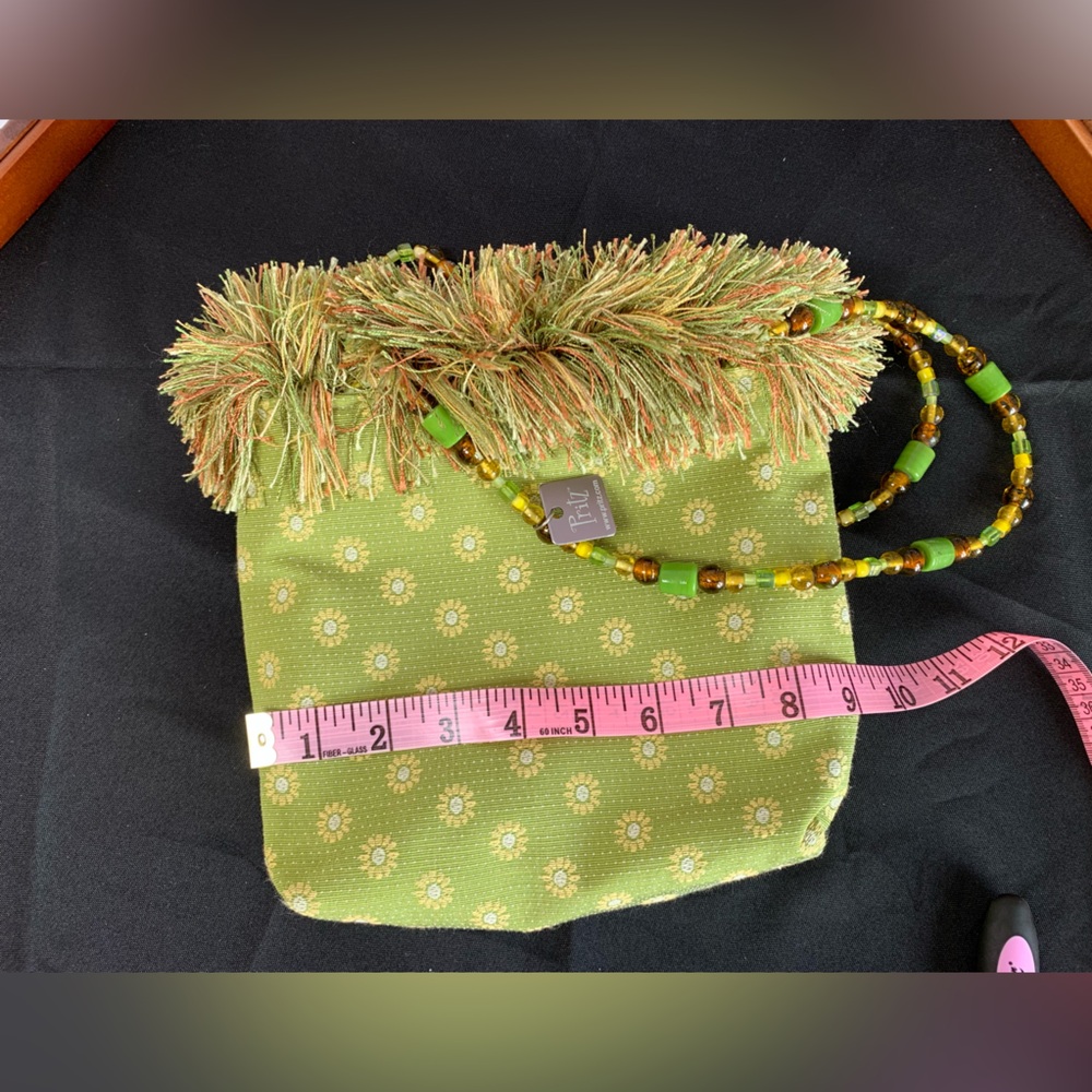 Pritz Women’s Purse Bag and Liner. Like New. Green/Multi-color, beaded handles - Picture 5 of 6